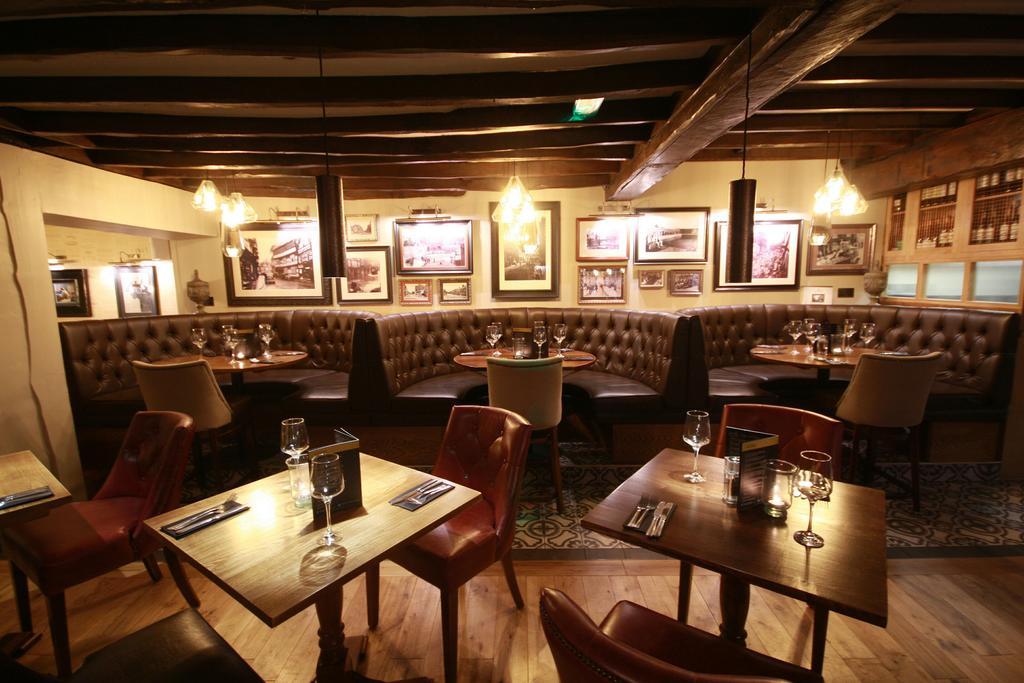 Crown Hotel Nantwich Eksteriør billede